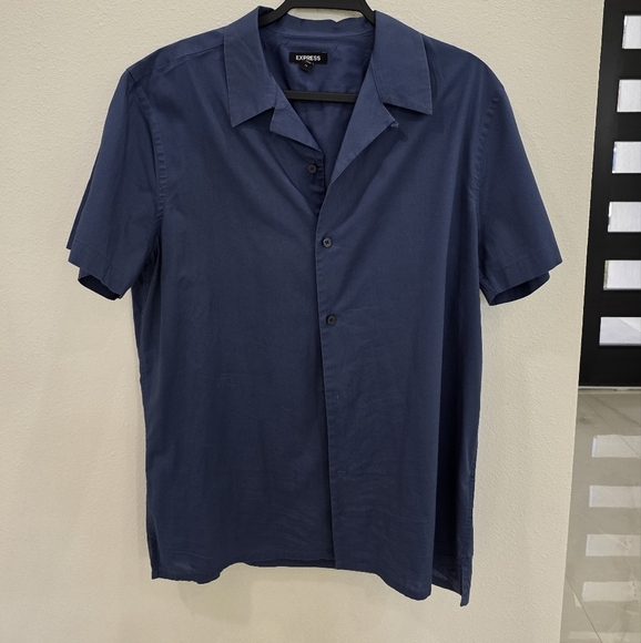 EXPRESS Men's Blue Short Sleeve Button Down - Picture 1 of 4